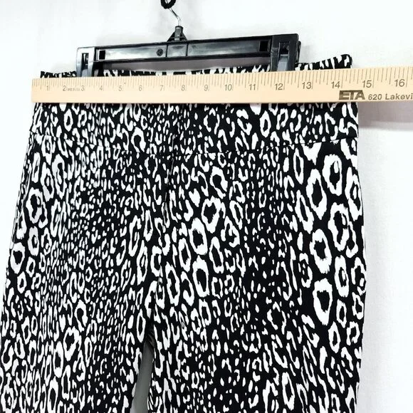 Guess By Marciano Pants Size 4 Animal Cheetah Print Zip Ankle 28" Inseam - Picture 4 of 15